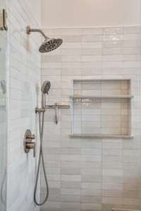 Shower installation